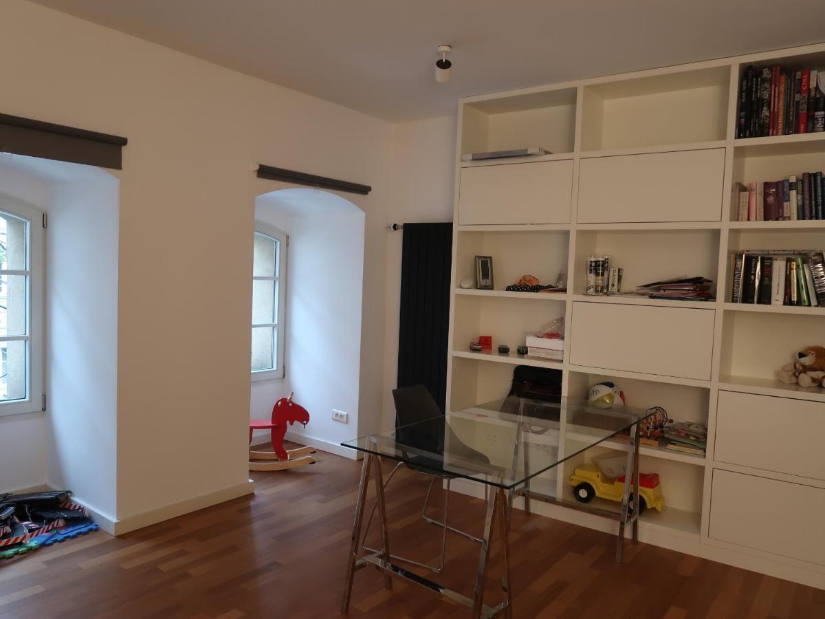 Michal Apartment 125M2 City Centre Prag Eksteriør billede